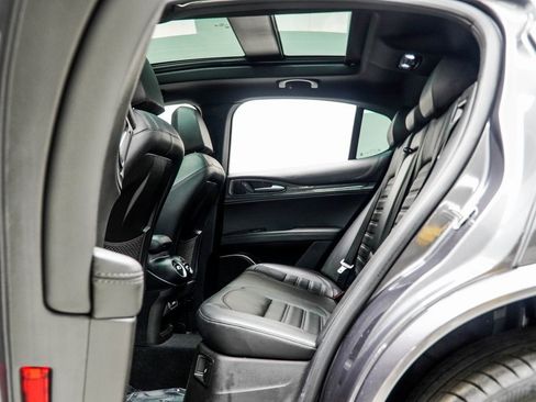 Used 2022 Alfa Romeo Stelvio Quadrifoglio w/ Active Assist Plus Package image 43