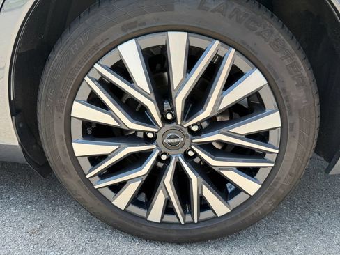 Used 2024 Nissan Altima 2.5 SV FWD image 29