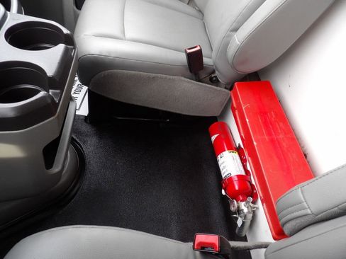 Used 2021 Ford E-350 and Econoline 350 Super Duty image 26