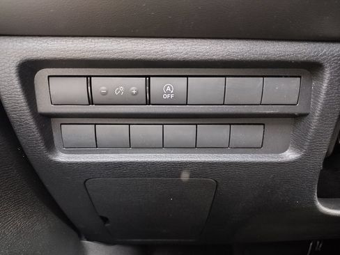 New 2026 Mitsubishi Outlander LE AWD/4WD image 21