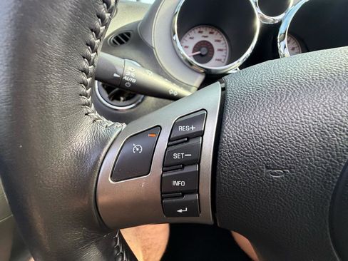 Used 2009 Pontiac Solstice Convertible w/ Premium Package RWD image 16
