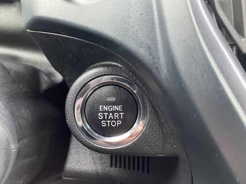 Used 2025 Subaru Forester Limited image 33