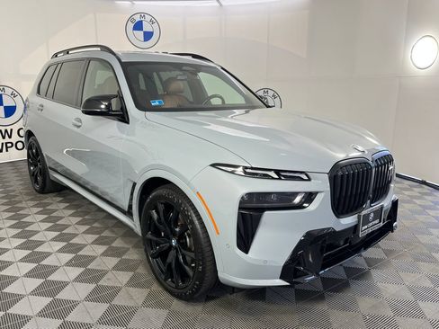 Certified 2024 BMW X7 M60i w/ Climate Comfort Package AWD/4WD image 1