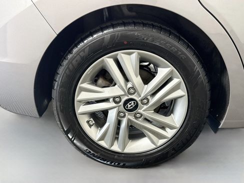 Used 2020 Hyundai Elantra Value Edition FWD image 33