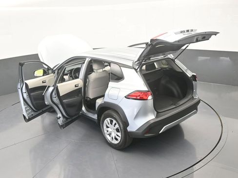 Used 2025 Toyota Corolla Cross L FWD image 62
