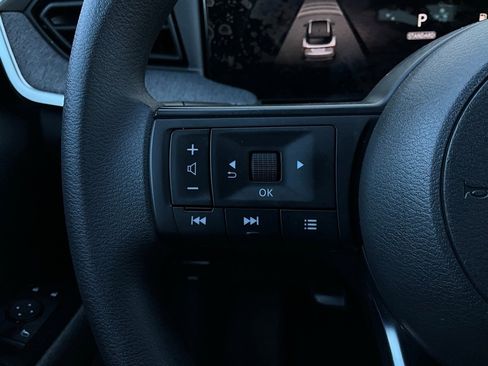 Used 2025 Nissan Kicks SV image 30