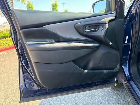 Used 2019 Nissan Murano SL AWD/4WD image 13