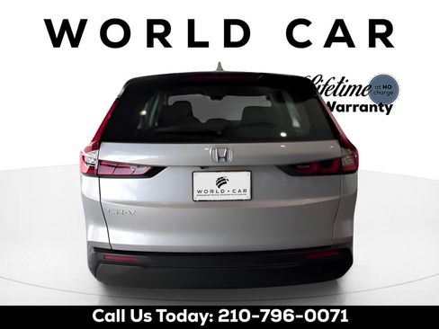 Used 2023 Honda CR-V LX image 9