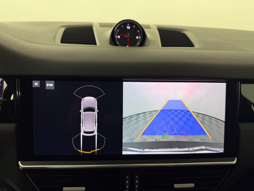 Certified 2021 Porsche Cayenne AWD/4WD image 37