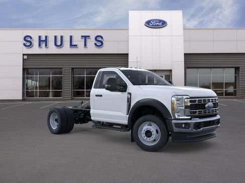 New 2026 Ford F550 4x4 Regular Cab Super Duty image 8