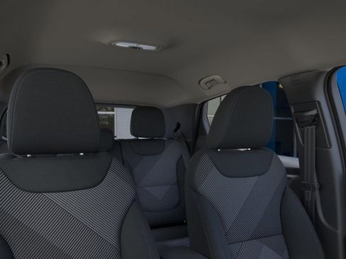 New 2027 Chevrolet Bolt LT FWD image 31