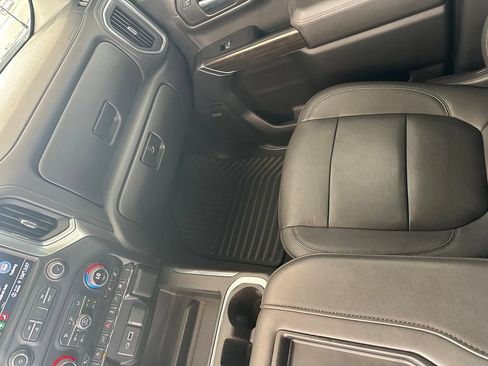 Used 2022 Chevrolet Silverado 1500 RST w/ Redline Edition AWD/4WD image 26
