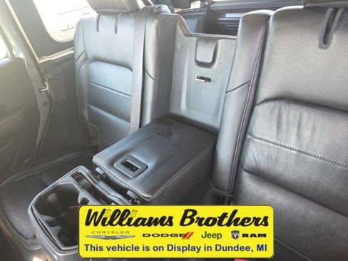 Used 2022 Jeep Wrangler Unlimited Sahara image 32