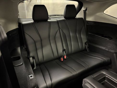 Used 2023 Acura MDX 3.5L SH-AWD image 34