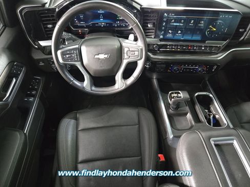 Used 2022 Chevrolet Silverado 1500 LTZ w/ LTZ Premium Package image 12