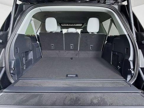 New 2026 Lincoln Navigator L Black Label AWD/4WD image 29
