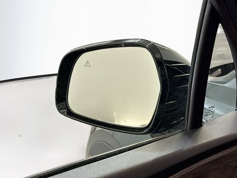 Used 2023 Kia Sorento S w/ Panoramic Sunroof Package image 16