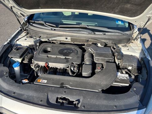 Used 2016 Hyundai Sonata Sport w/ Option Group 02 image 15