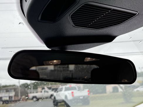 Used 2022 Ford Escape SE w/ Convenience Package image 28