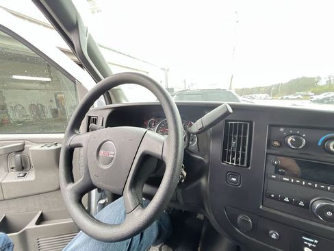 Used 2024 GMC Savana 2500 w/ Driver Convenience Package image 19