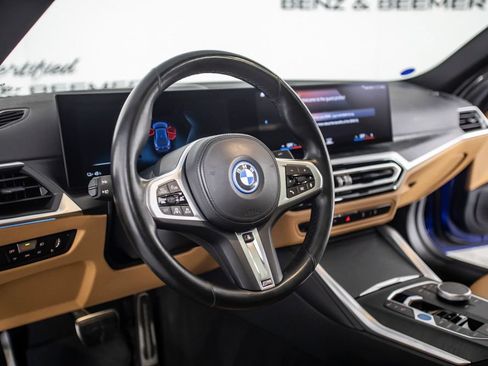 Used 2023 BMW i4 eDrive40 w/ M Sport Package RWD image 19