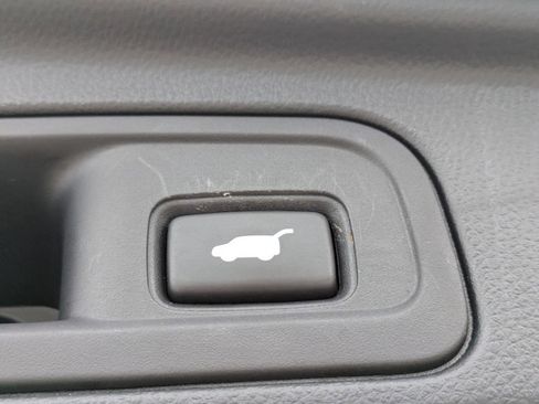 Used 2021 Honda Pilot Touring image 14