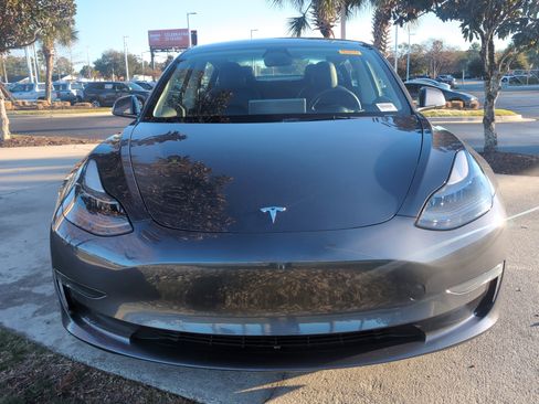 Used 2022 Tesla Model 3 Long Range image 3