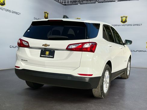 Used 2019 Chevrolet Equinox LS w/ LS Convenience Package image 4