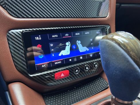 Used 2016 Maserati GranTurismo Sport image 25