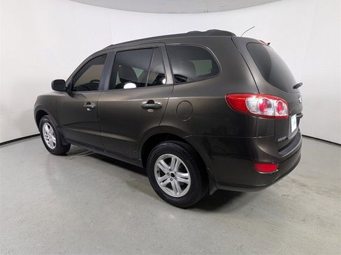 Used 2011 Hyundai Santa Fe GLS image 5