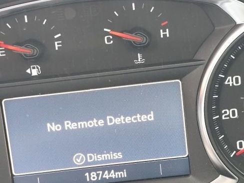 Used 2024 Chevrolet Equinox RS w/ RS Leather Package image 5