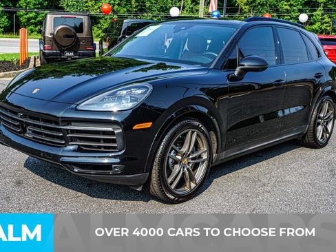 Used 2023 Porsche Cayenne S Platinum w/ Premium Package Plus AWD/4WD image 2