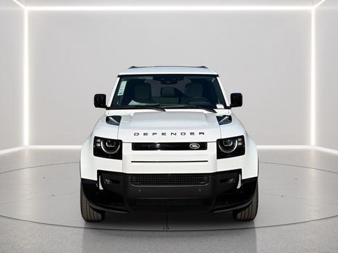 Used 2026 Land Rover Defender 110 X-Dynamic SE AWD/4WD image 8