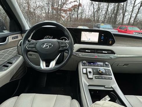 Used 2022 Hyundai Palisade Calligraphy image 9