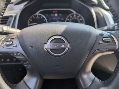 Used 2024 Nissan Murano SL image 18