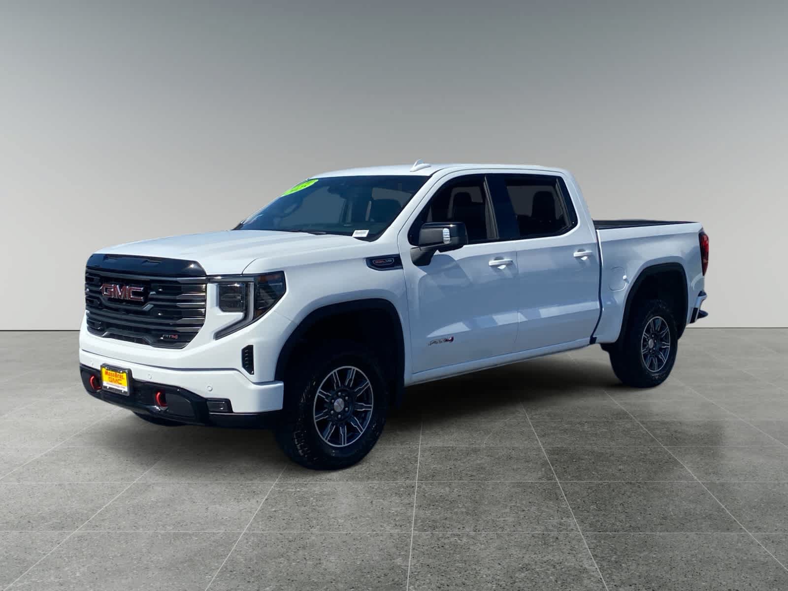 Used 2025 GMC Sierra 1500 AT4 AWD/4WD image 1