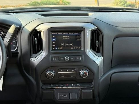 Used 2022 Chevrolet Silverado 1500 Custom Trail Boss w/ Safety Confidence Package image 13