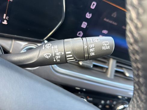 Used 2024 Chevrolet Trax ACTIV w/ Driver Confidence Package image 30