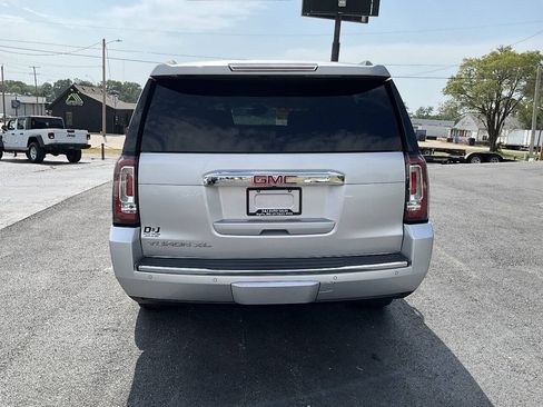 Used 2015 GMC Yukon XL Denali w/ Open Road Package AWD/4WD image 5