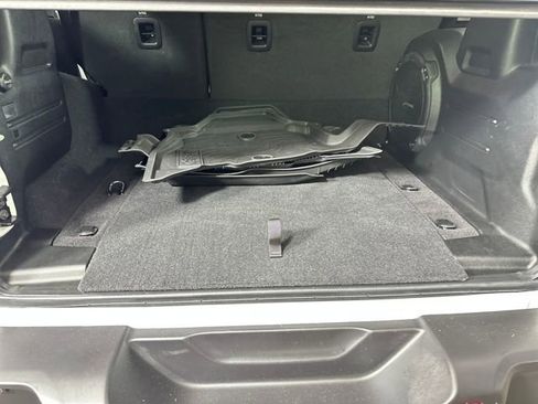 Used 2023 Jeep Wrangler Unlimited w/ Sun & Screen Package image 26