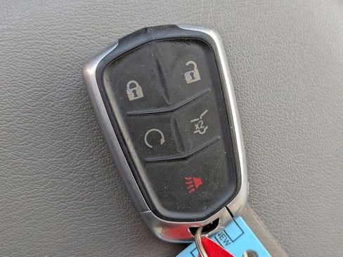 Used 2021 Cadillac XT6 Premium Luxury image 33