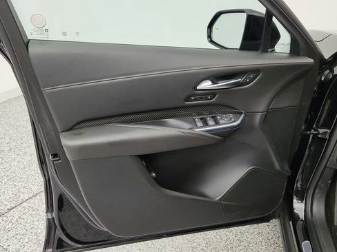Used 2019 Cadillac XT4 Sport AWD/4WD image 11