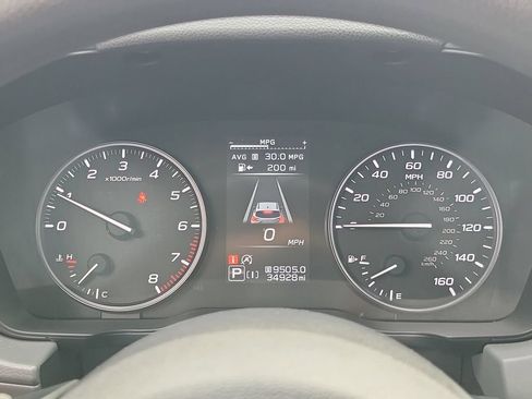 Used 2024 Subaru Crosstrek 2.0i Premium AWD/4WD image 25