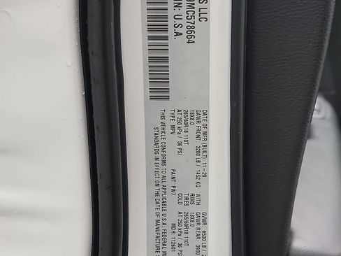 Used 2021 Dodge Durango SXT image 32