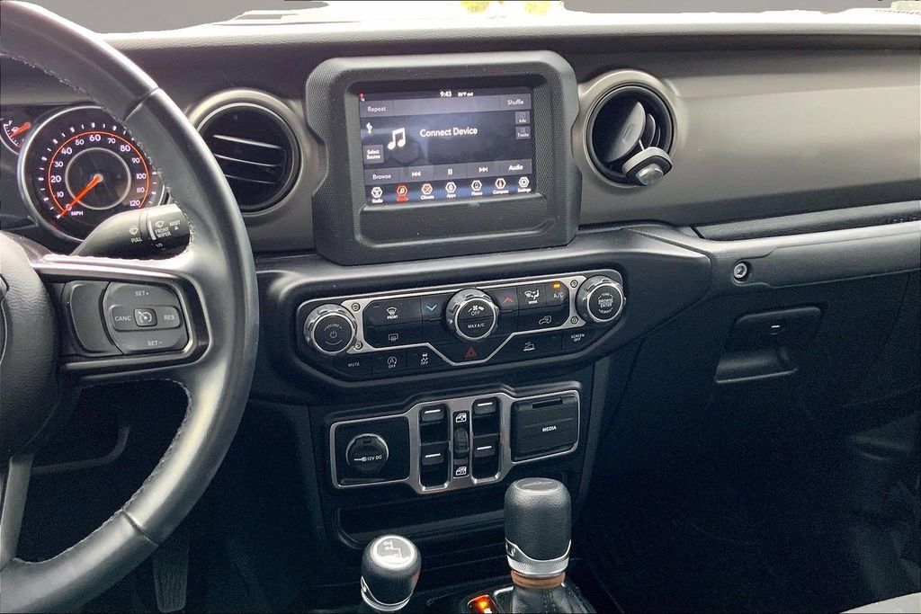 Used 2022 Jeep Gladiator Sport AWD/4WD image 6