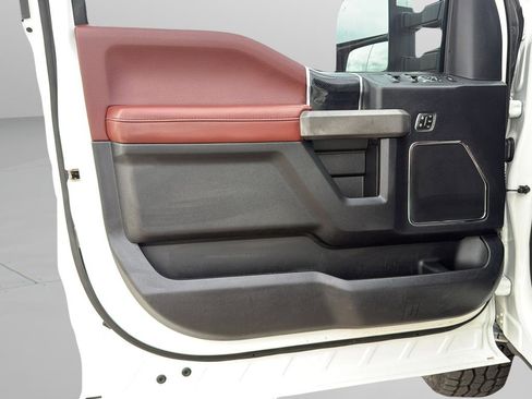 Used 2020 Ford F250 Platinum w/ FX4 Off-Road Package image 19