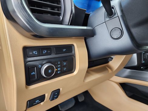 Used 2023 Ford F250 Lariat w/ Sport Appearance Package image 49