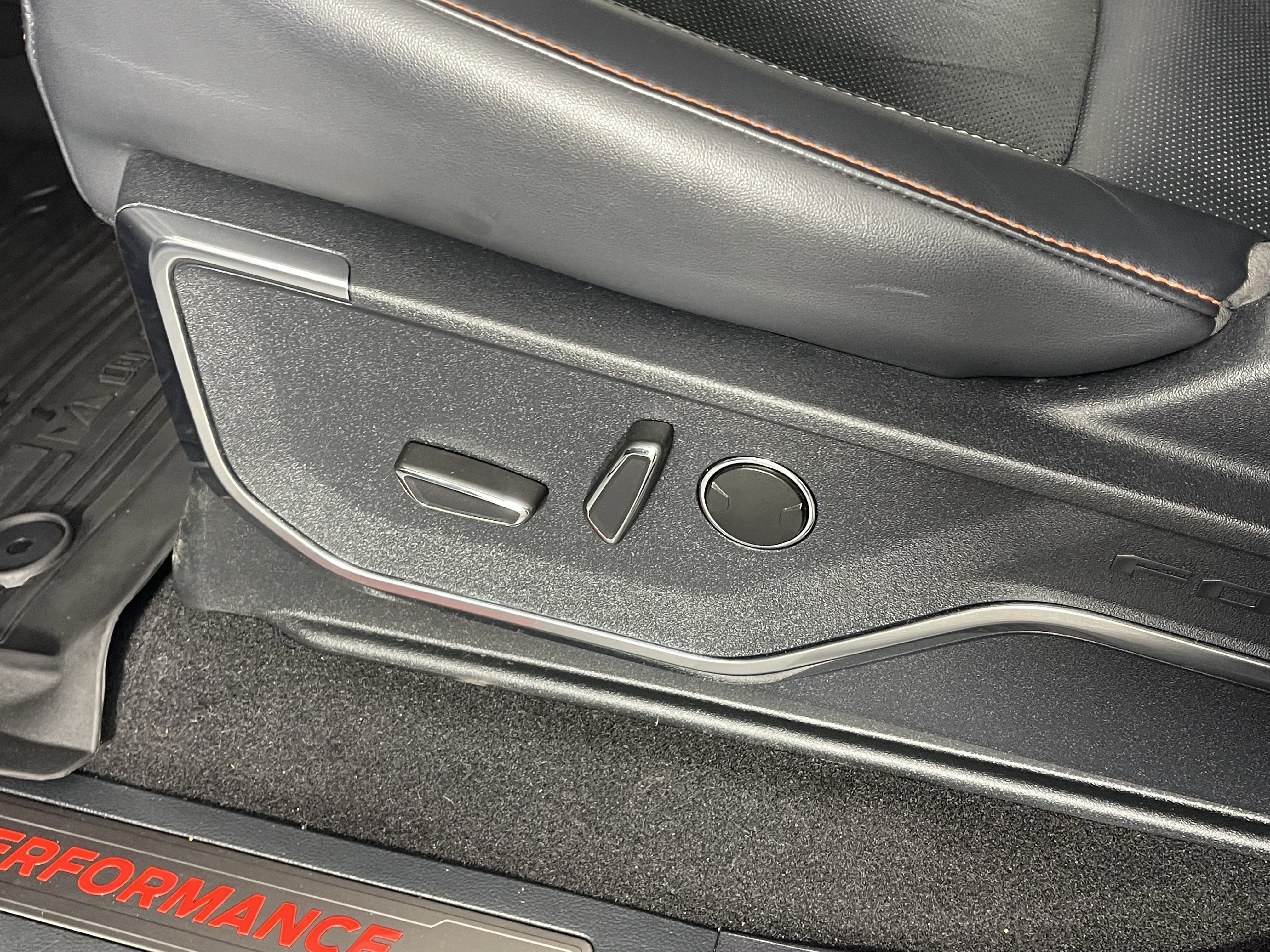 Used 2025 Ford F150 Raptor AWD/4WD image 17