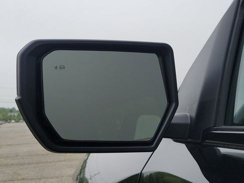 New 2025 GMC Canyon AT4 w/ AT4X Package image 10