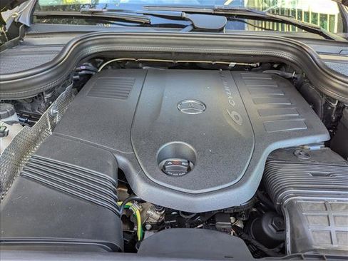 New 2026 Mercedes-Benz GLS 450 4MATIC image 15